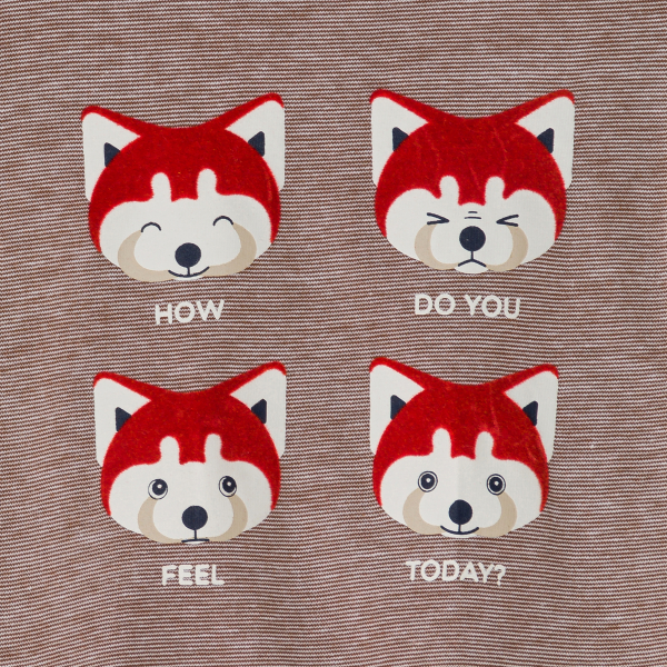 تي شيرت رمادي للأطفال الصغار مطبوع عليه ثعلب يعبر عن مشاعره